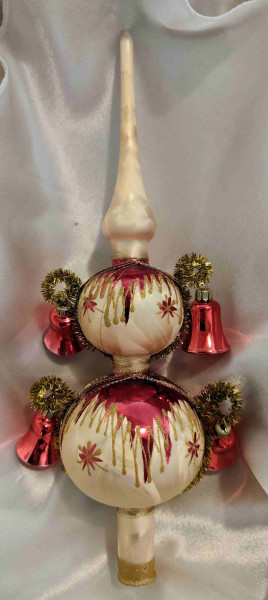 Tradition - Spitze mit Glöckchen